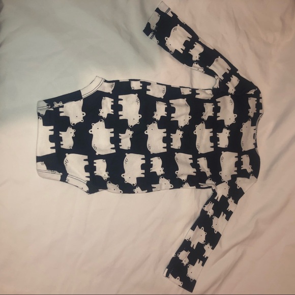 Carter’s Onsie - Picture 3 of 3